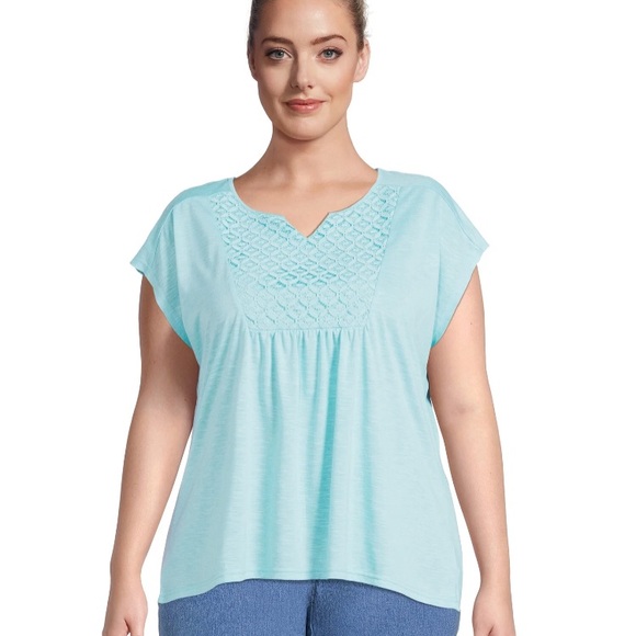 REAL SIZE Womens Semi Loose Top Size 3X Turquoise Crocheted Neckline NWOT - Picture 2 of 8